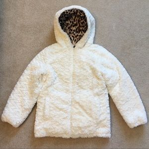 Justice Coat size 8/10. Reversible Faux Fur/Animal Print